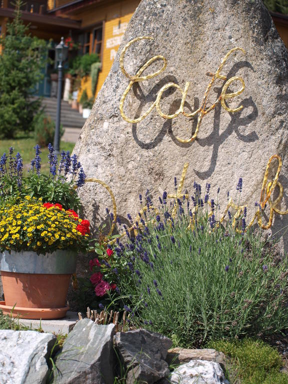 Hotel Restaurant Peterle Feldberg  Exterior photo